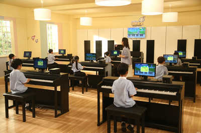 昆明新启迪教育信息咨询 助力学子实现教育梦想