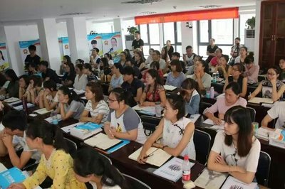 郑州贝智教育信息咨询 专业赋能，点亮未来之路