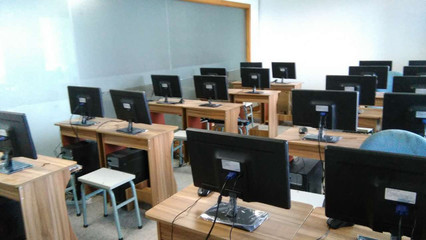 薪火教育咨询 专业教育信息咨询的领航者